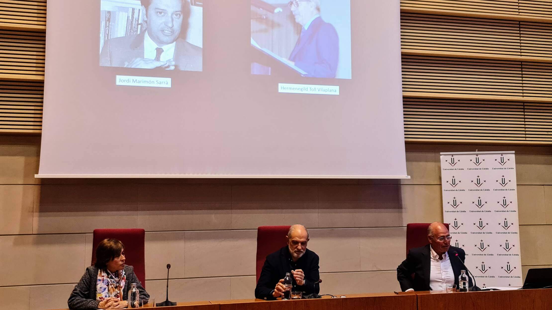 Llibre Agrari-4|Premi-Llibre-Agari-1|Premi-Llibre-Agari-3|Premi-llibre Agrari-2|Premi-Llibre-Agari-1